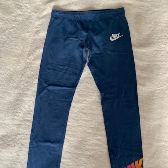 NWOT Girls NIKE Kids Leggings- Blue -Size Large - Picture 1 of 7